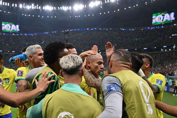 Han scorede to gange, da Brasilien vandt gruppespillet